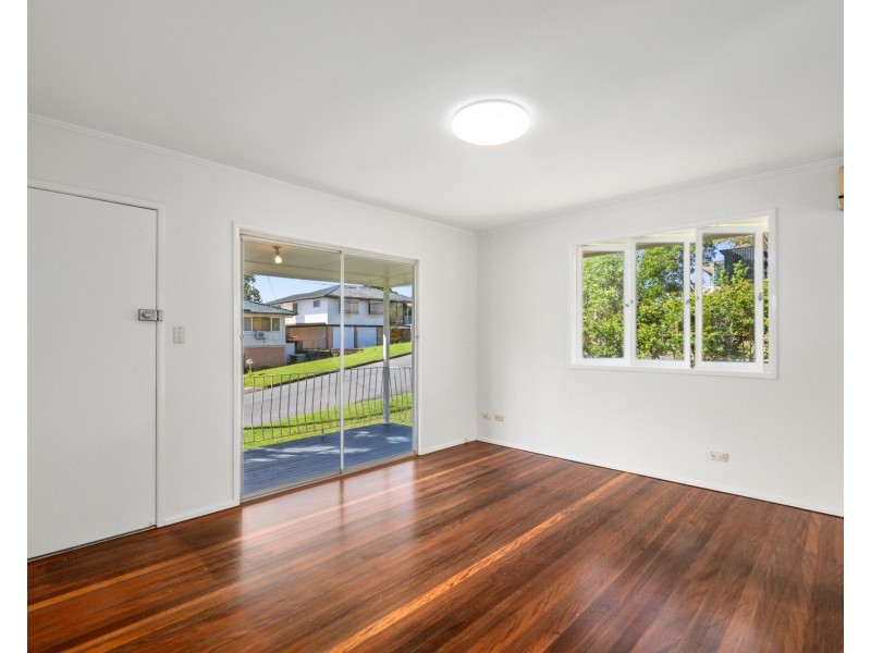 29 Derrima Crescent, Ferny Hills QLD 4055