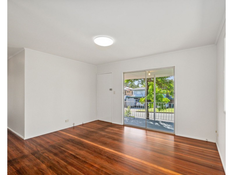 29 Derrima Crescent, Ferny Hills QLD 4055