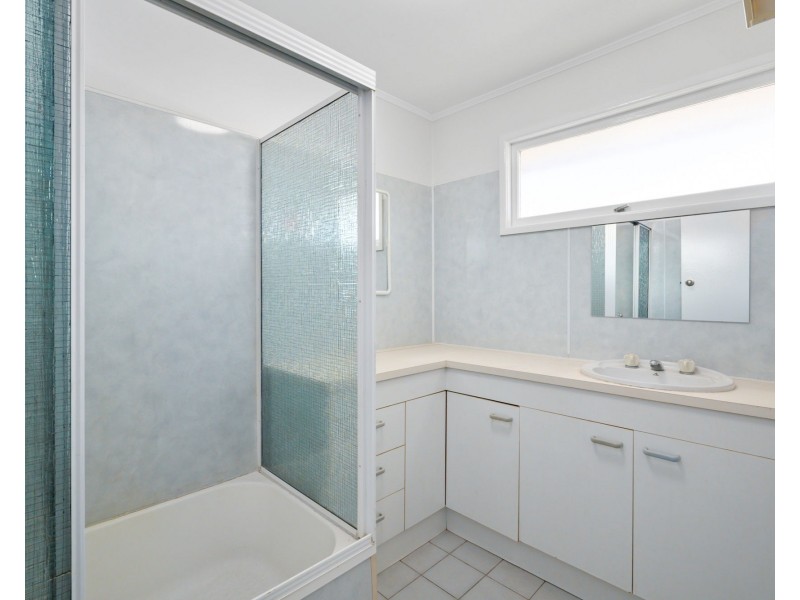 29 Derrima Crescent, Ferny Hills QLD 4055