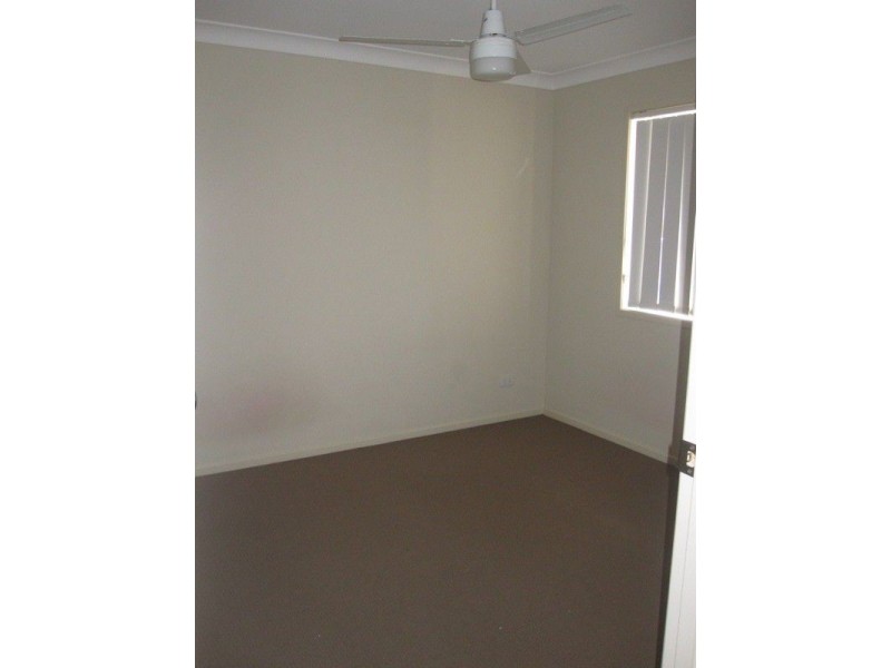 2/1 Schipper Street, Caboolture QLD 4510