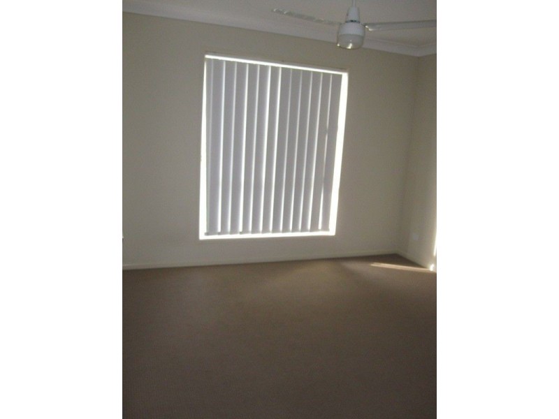 2/1 Schipper Street, Caboolture QLD 4510