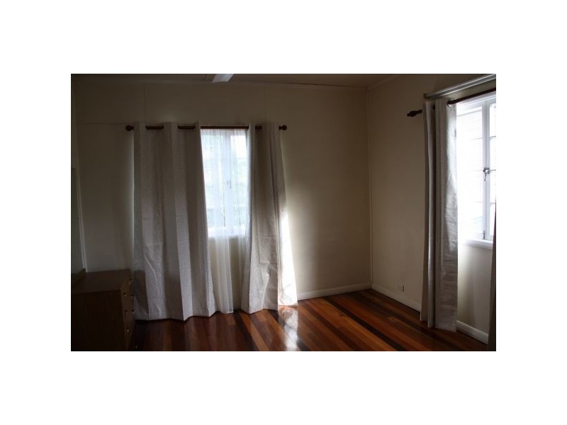 91 Cavendish Road, Coorparoo QLD 4151