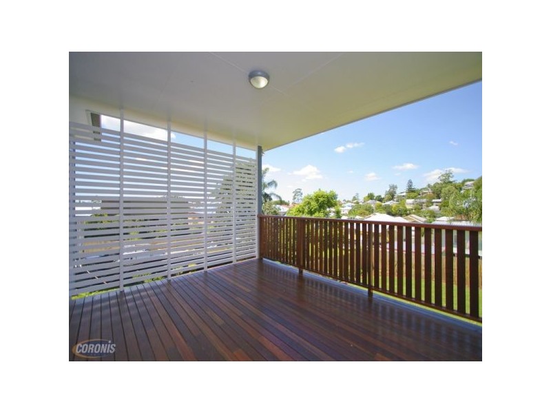 226 Days Road, Grange QLD 4051