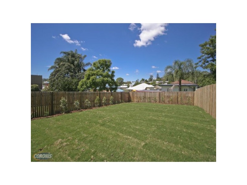 226 Days Road, Grange QLD 4051