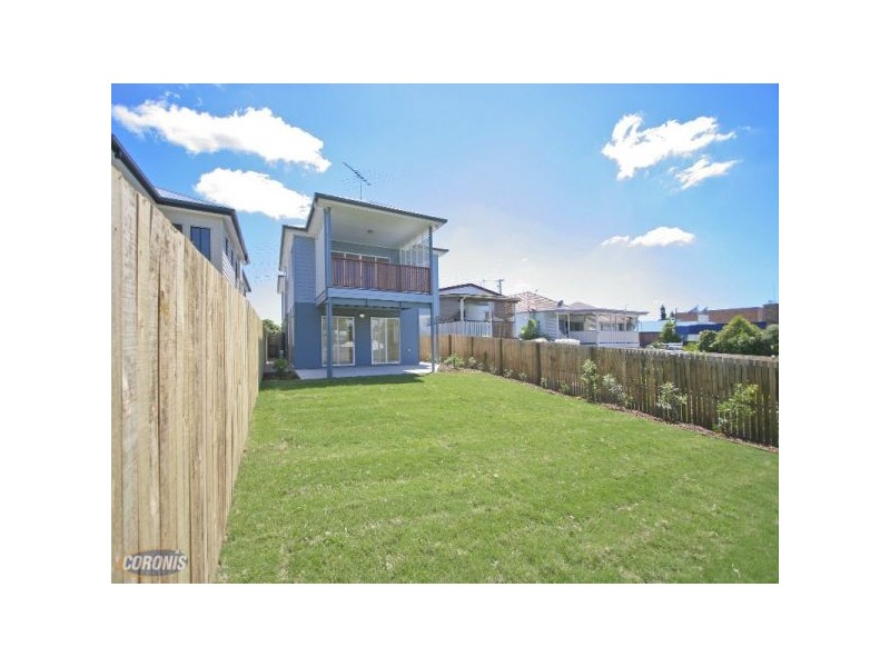 226 Days Road, Grange QLD 4051