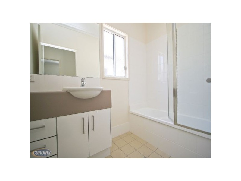 226 Days Road, Grange QLD 4051