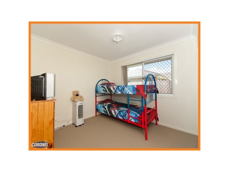 25 Dewdrop Place, Ningi QLD 4511