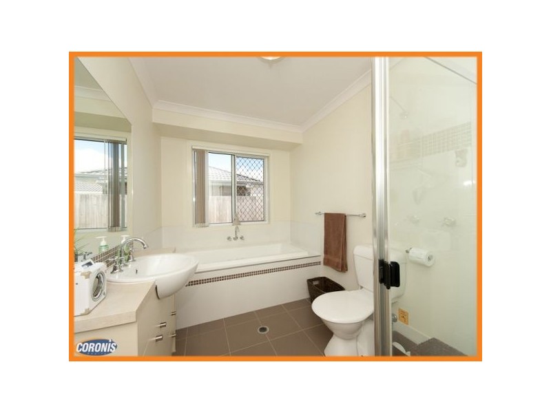 25 Dewdrop Place, Ningi QLD 4511