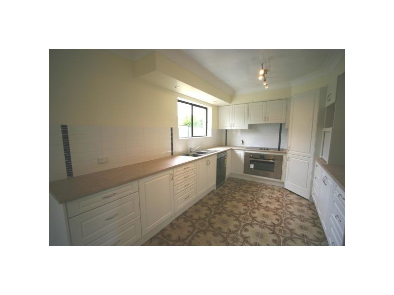 2 Delan Street, Chermside West QLD 4032