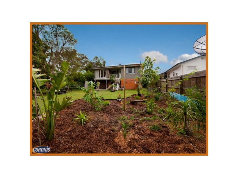 82 Maundrell Terrace, Chermside West QLD 4032