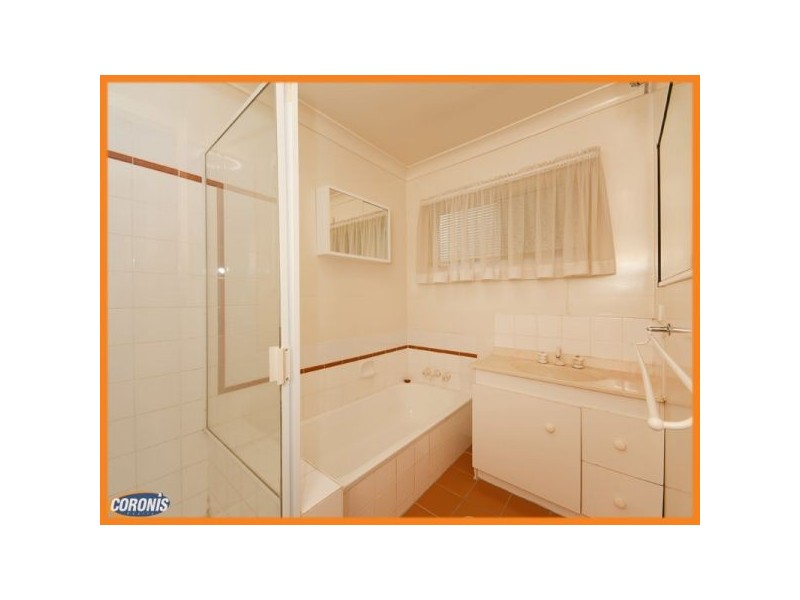 Arana Hills QLD 4054