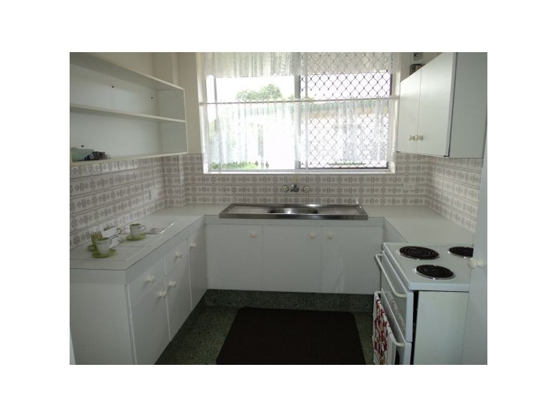 2/25 Victoria Terrace, Gordon Park QLD 4031