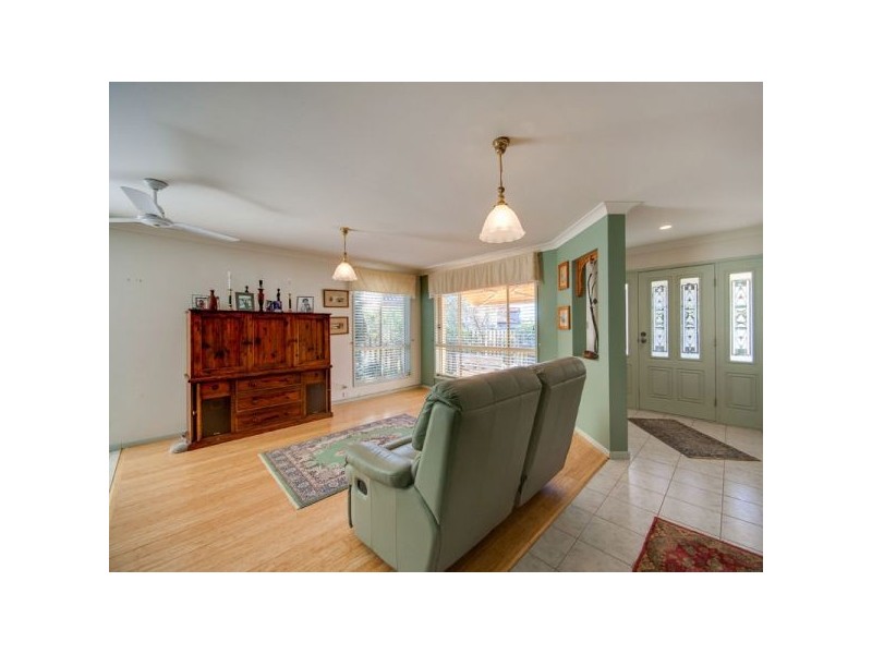 11 Redwood Place, The Gap QLD 4061