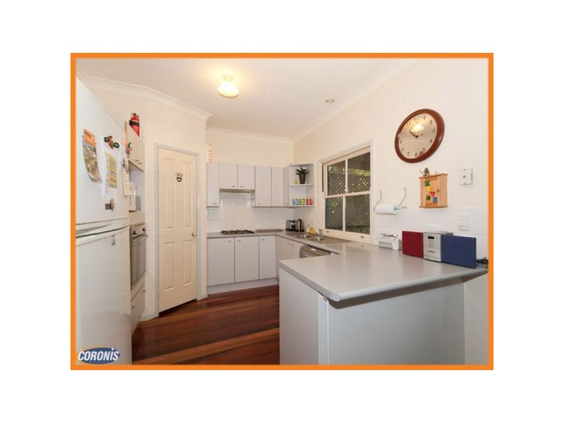 27 Dover Street, Red Hill QLD 4059