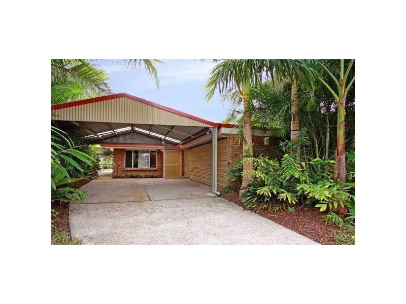 17 Pleasant Drive, Albany Creek QLD 4035