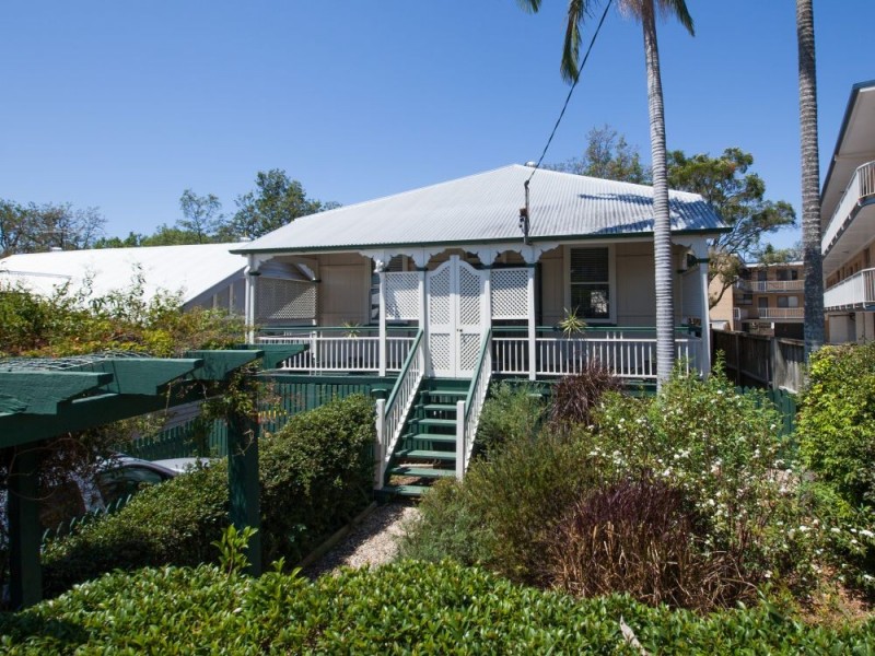 11 Picot Street, Kelvin Grove QLD 4059