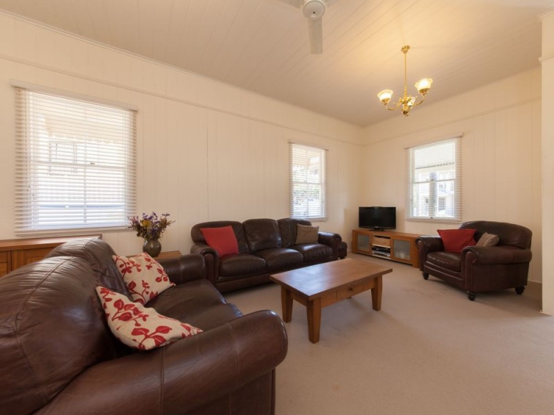 11 Picot Street, Kelvin Grove QLD 4059