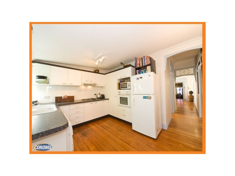 22 Elliott Street, Kangaroo Point QLD 4169