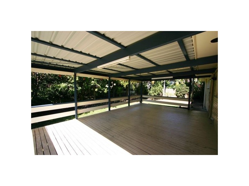 15 Koolewong St, Stafford QLD 4053