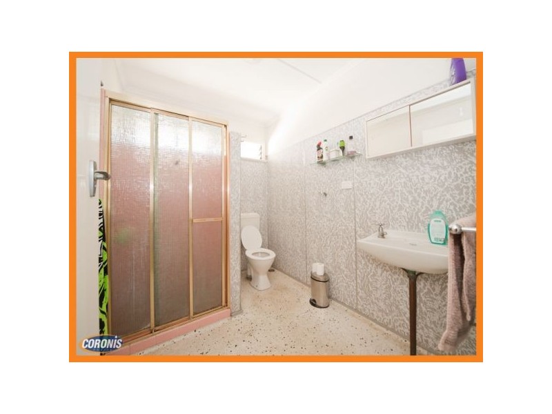 21 Bride Street, Wynnum QLD 4178
