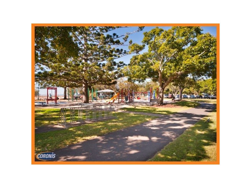 21 Bride Street, Wynnum QLD 4178