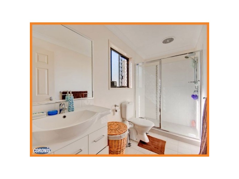 3 Krystelle Close, Oxley QLD 4075