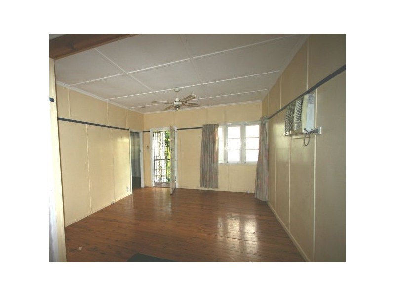 17 Newman Road, Wavell Heights QLD 4012