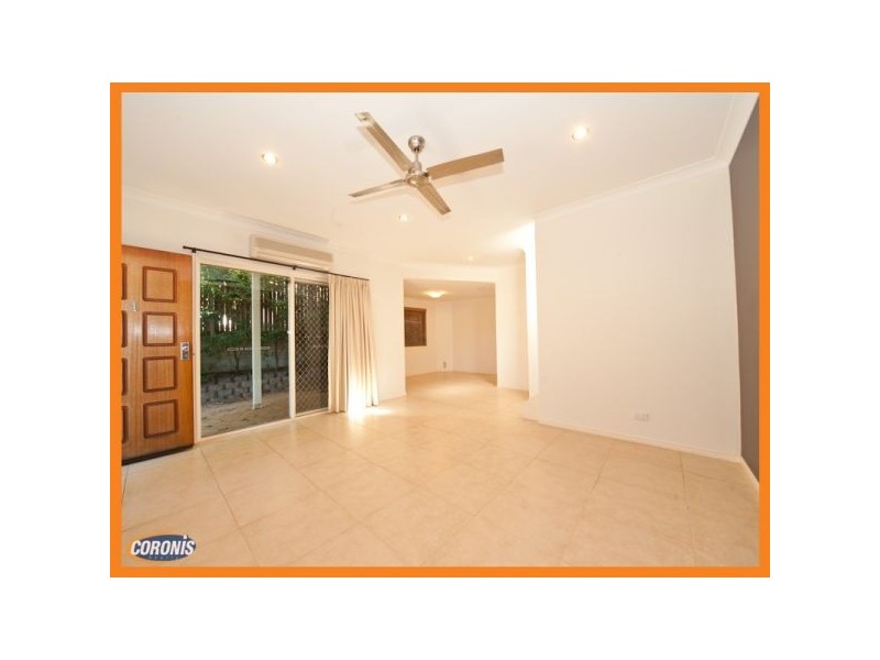 1/38 Pembroke Street, Carina QLD 4152