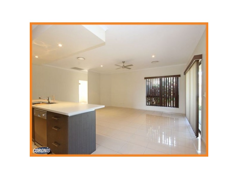 2 Echidna Place, Ningi QLD 4511