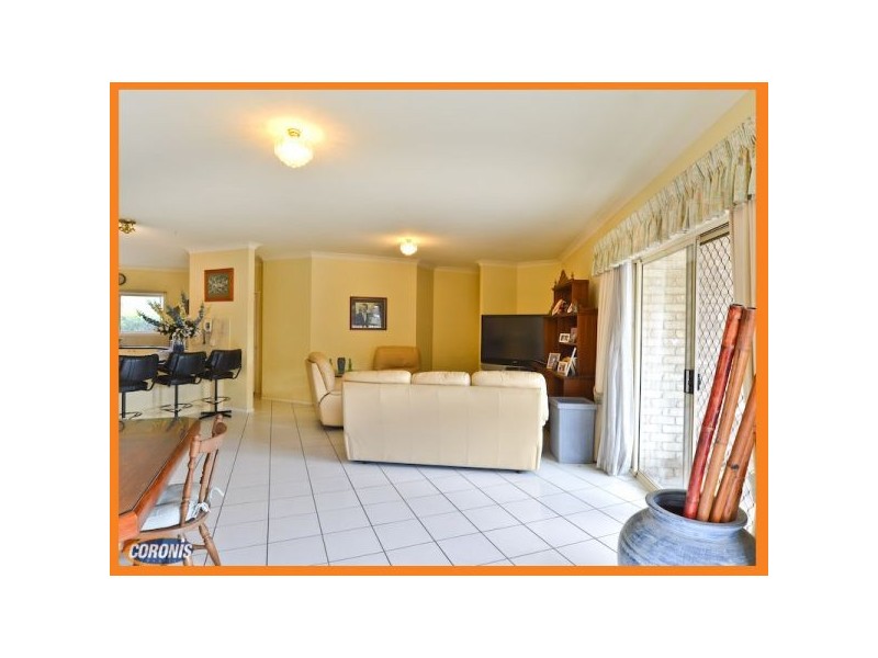 10 Mansfield Place, Mansfield QLD 4122