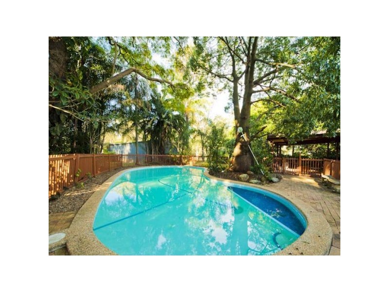 1128 Cavendish Road, Mount Gravatt East QLD 4122