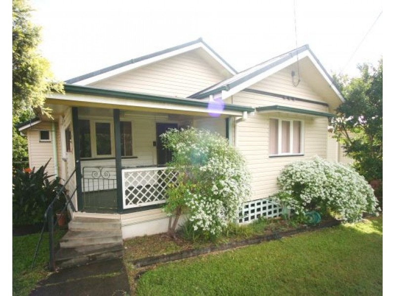 16 Berpi Street, Stafford QLD 4053