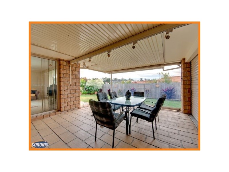 8 Medeo Court, Eatons Hill QLD 4037