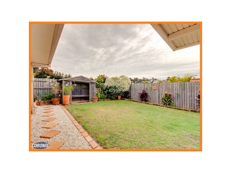 8 Medeo Court, Eatons Hill QLD 4037