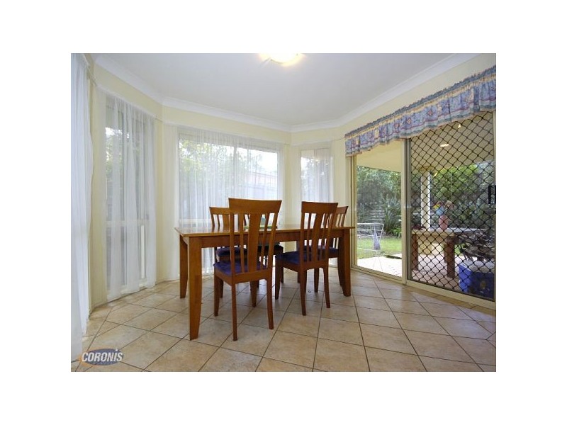 Arana Hills QLD 4054