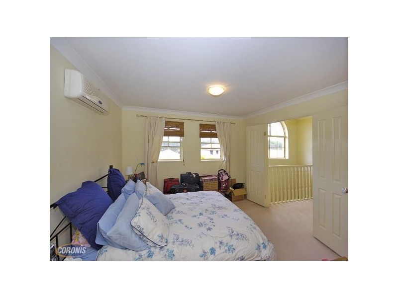 Arana Hills QLD 4054