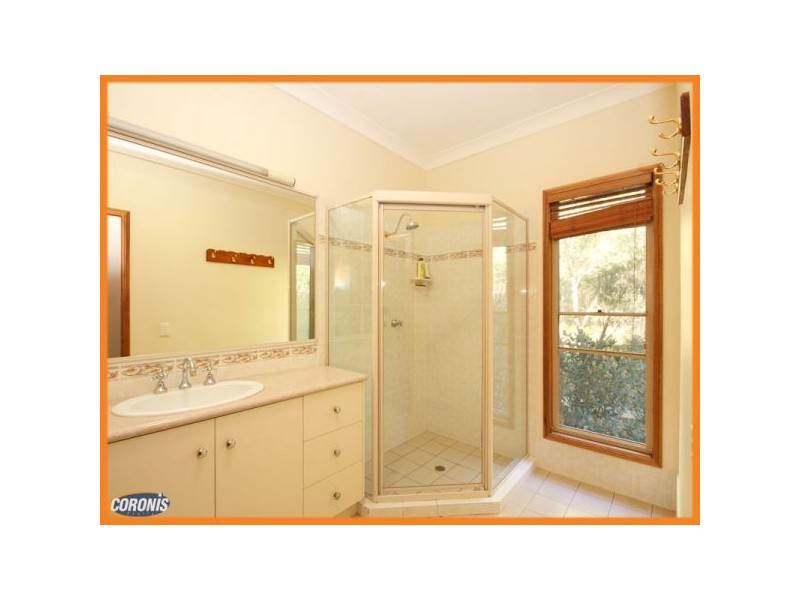 84 Wattlebird Drive, Elimbah QLD 4516