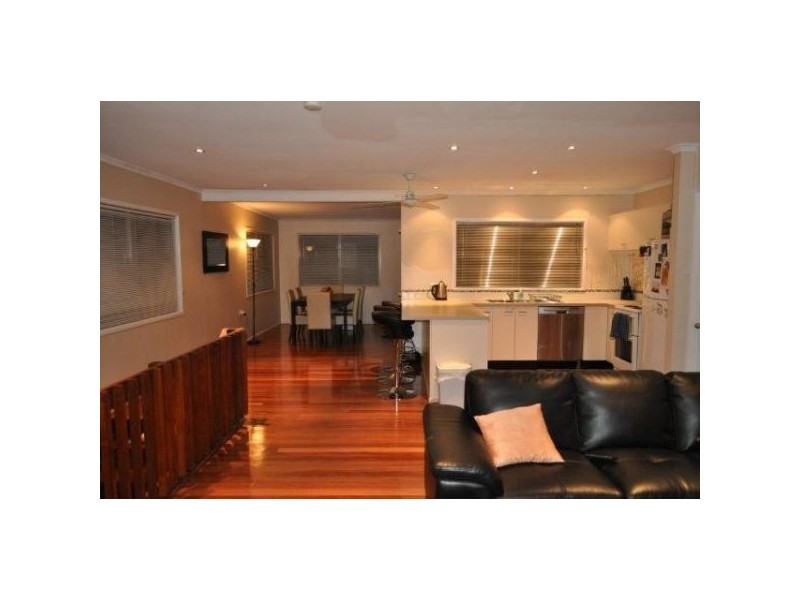 231 Patricks Road, Ferny Hills QLD 4055