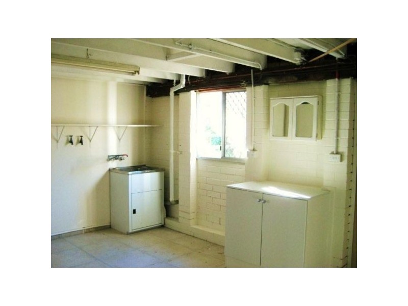 15 Dinterra Avenue, Ferny Hills QLD 4055