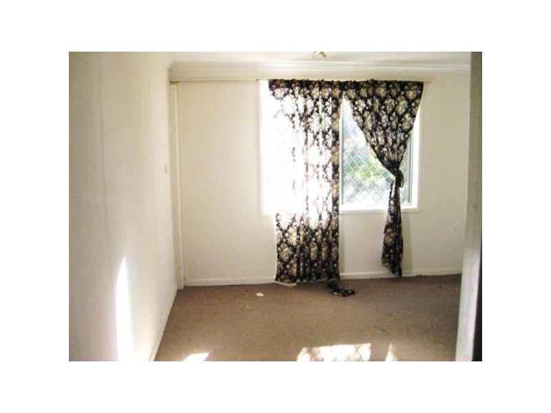 15 Dinterra Avenue, Ferny Hills QLD 4055