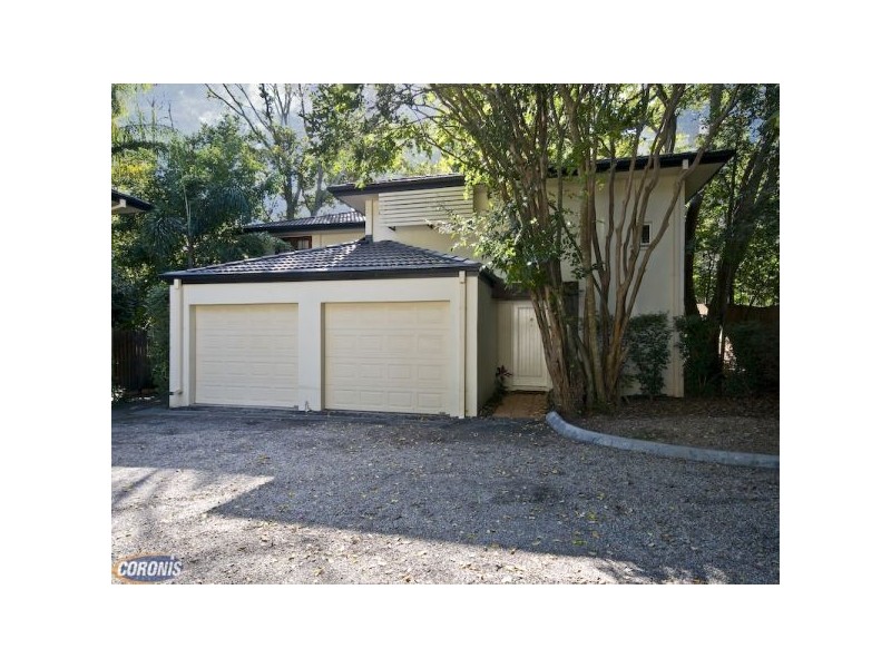 10/74A Sir Fred Schonell Drive, St Lucia QLD 4067