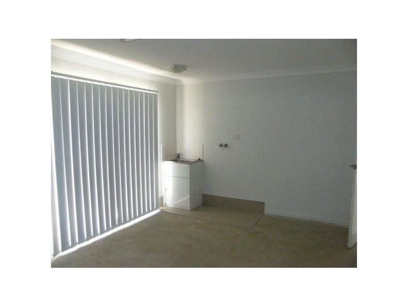 1/4 Sugarglider Court, Morayfield QLD 4506