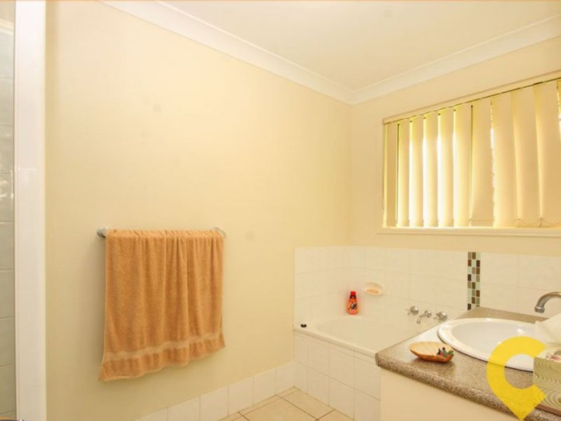 11 Gallipoli Court, Caboolture South QLD 4510