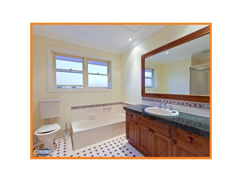 44 Sommersea Drive, Raby Bay QLD 4163