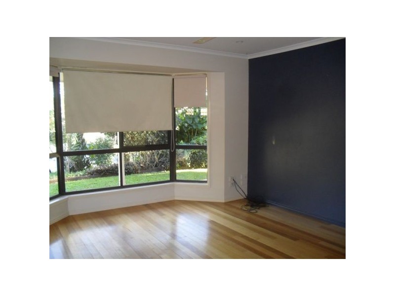 18 Crestleigh Court, Morayfield QLD 4506