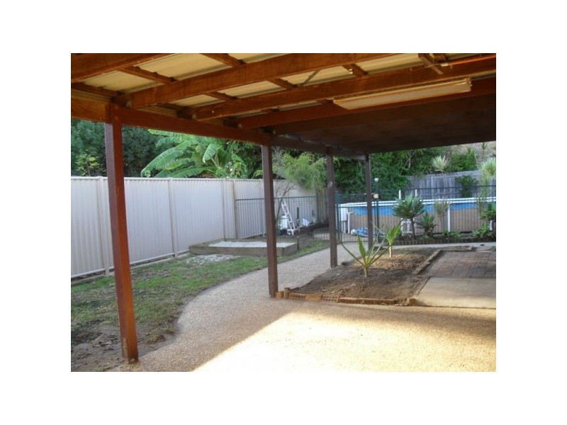 18 Crestleigh Court, Morayfield QLD 4506