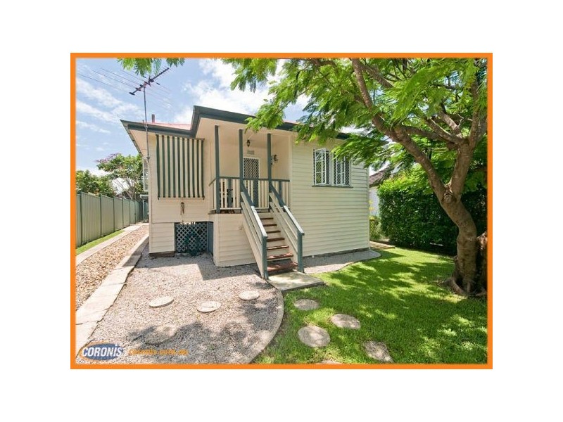30 Arundal Street, Brighton QLD 4017