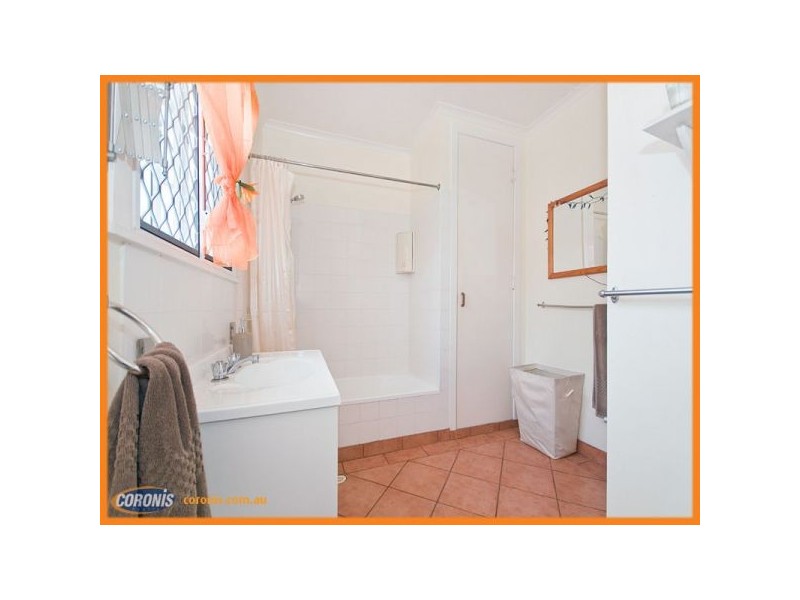 30 Arundal Street, Brighton QLD 4017