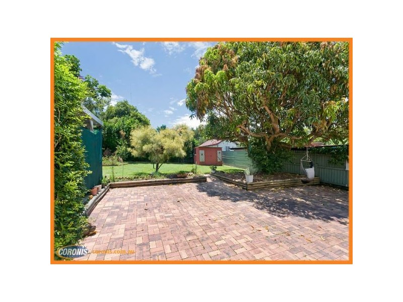30 Arundal Street, Brighton QLD 4017