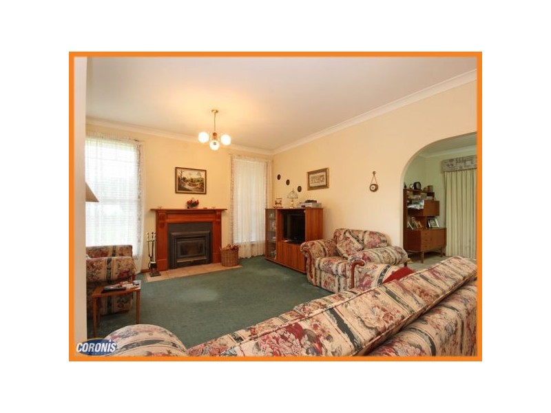 106 Wattlebird Drive, Elimbah QLD 4516